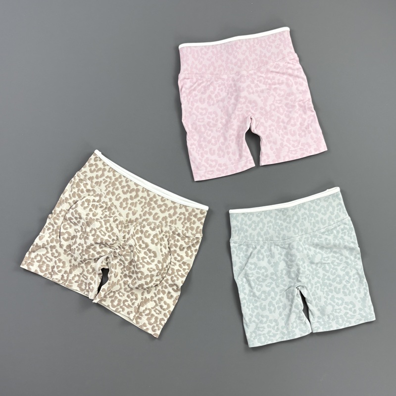 HISTELLO Gym Shorts Leopard Pr - đánh giá và giá Pilates Yoga Gym