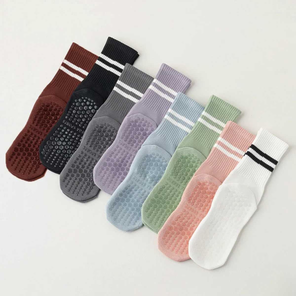 3 Pairs Long Yoga Socks with G - đánh giá và giá Pilates Yoga And Barre